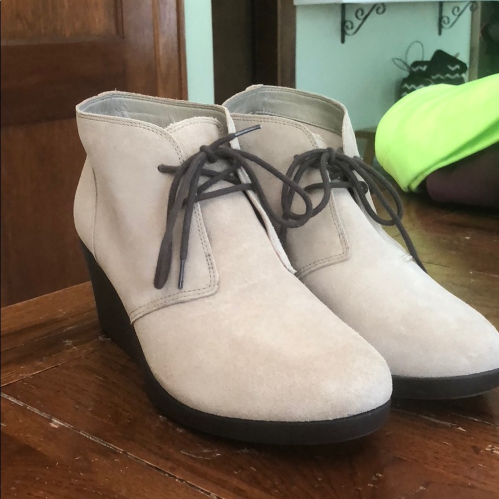 Ankle boots